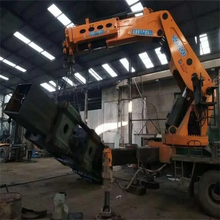 大茂镇130吨折臂吊车出租吊机租赁附近电话